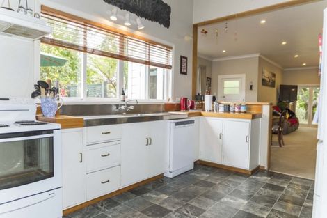 Photo of property in 30 Victoria Avenue, Dannevirke, 4930