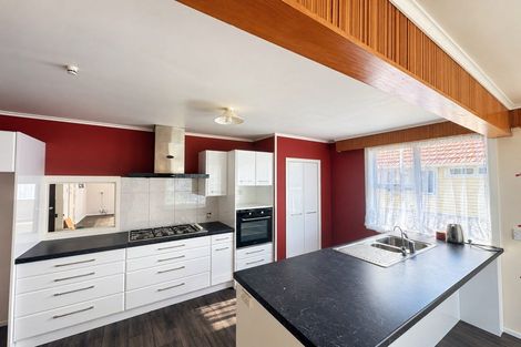 Photo of property in 6 Waihi Road, Hawera, 4610