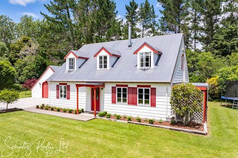 Photo of property in 3251 Paparoa-oakleigh Road, Paparoa, 0571