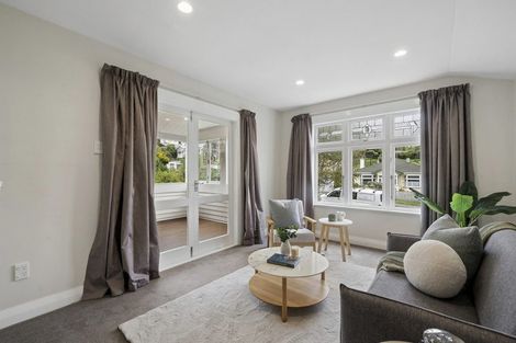 Photo of property in 21 Burrows Avenue, Karori, Wellington, 6012