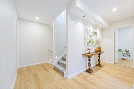 Photo of property in 5 Moko Lane, Greenhithe, Auckland, 0632