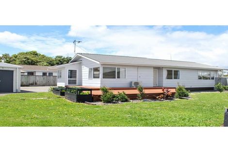 Photo of property in 55 Geraldine Crescent, Cloverlea, Palmerston North, 4412