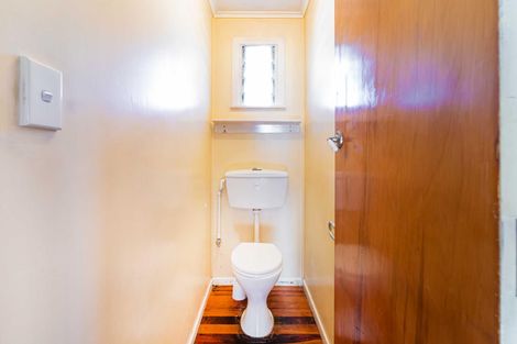 Photo of property in 124 Gloucester Road, Manurewa, Auckland, 2102