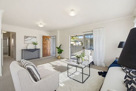 Photo of property in 52 Bodi Place, Te Atatu South, Auckland, 0610