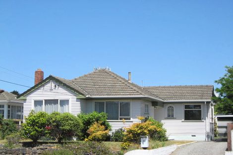 Photo of property in 24 Shortland Street, Wainoni, Christchurch, 8061