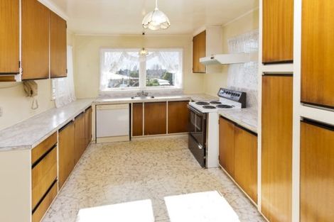 Photo of property in 13 Paulange Place, Pakuranga Heights, Auckland, 2010
