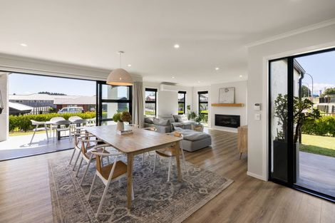 Photo of property in 28 Acacia Avenue, Kihikihi, Te Awamutu, 3800