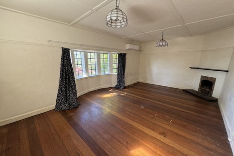 Photo of property in 4 Barton Terrace, Thorndon, Wellington, 6011