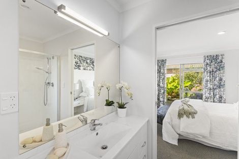 Photo of property in 23 Dan Tori Place, Orewa, 0931