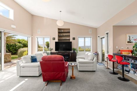 Photo of property in 14 Highgrove, Saint Clair, Dunedin, 9012