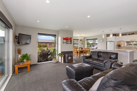Photo of property in 31 Belgrave Drive, Rangiora, 7400