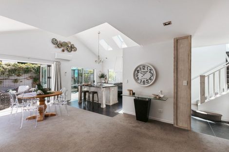 Photo of property in 650b Papamoa Beach Road, Papamoa Beach, Papamoa, 3118