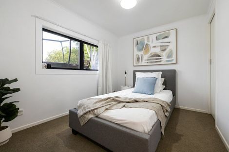 Photo of property in 36 Chedworth Avenue, Chedworth, Hamilton, 3210