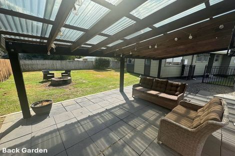 Photo of property in 43 Oakfield Crescent, Pukete, Hamilton, 3200