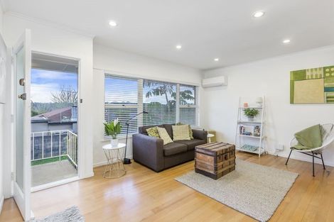 Photo of property in 1/303 Rangatira Road, Beach Haven, Auckland, 0626