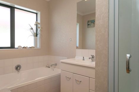 Photo of property in 9 Whetu Place, Nukuhau, Taupo, 3330