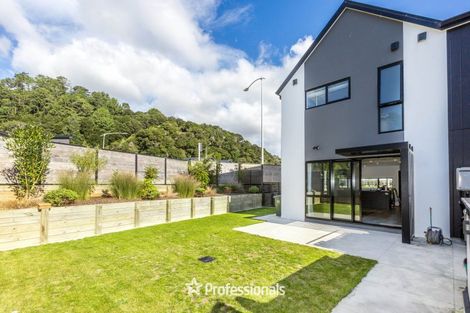 Photo of property in 2 Dahl Drive, Wallaceville, Upper Hutt, 5018