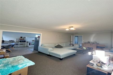 Photo of property in 104 Glendale Road, Glen Eden, Auckland, 0602