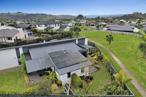 Photo of property in 20 Roseberry Place, Whitianga, 3510