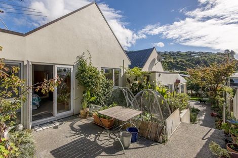Photo of property in 27 Augusta Street, Redcliffs, Christchurch, 8081