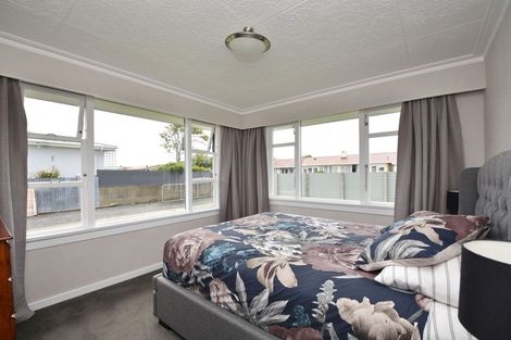 Photo of property in 9 Manapouri Street, Strathern, Invercargill, 9812
