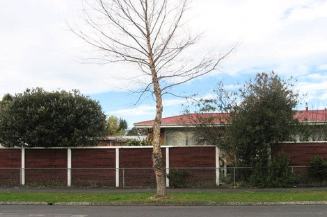 Photo of property in 2 Barrie Crescent, Silverdale, Hamilton, 3216