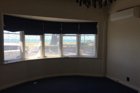 Photo of property in 4/541 Marine Parade, Napier South, Napier, 4110