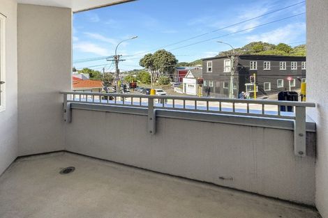 Photo of property in Luxford Villas, 207/72 Herald Street, Berhampore, Wellington, 6023