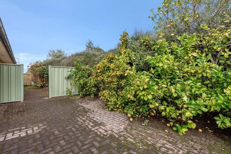 Photo of property in 22 Cobbe Place, Pomare, Rotorua, 3015