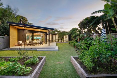 Photo of property in 59 The Circle, Manly, Whangaparaoa, 0930