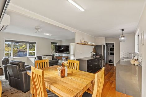 Photo of property in 6 Coey Place, Glen Eden, Auckland, 0602