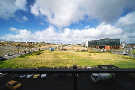 Photo of property in 304/3 Kaipiho Lane, Albany, Auckland, 0632