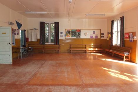 Photo of property in 16 Whyte Street, Foxton, 4814