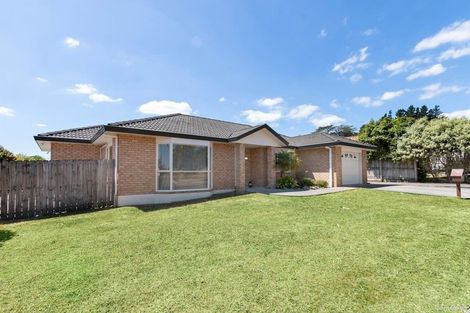 Photo of property in 8 Willowbank Close, East Tamaki Heights, Auckland, 2016