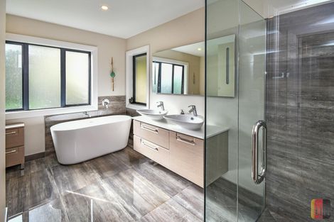 Photo of property in 430 Twilight Road, Brookby, Manurewa, 2576