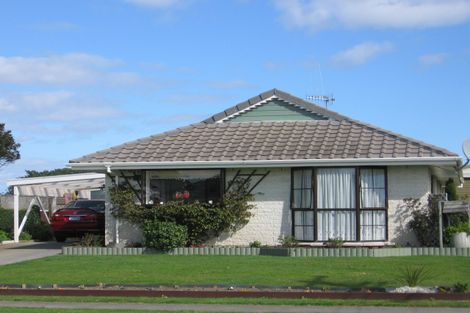 Photo of property in 4 Seabury Avenue, Foxton Beach, Foxton, 4815