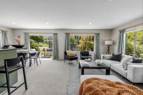 Photo of property in 10 Alexander Place, Arrowtown, 9302