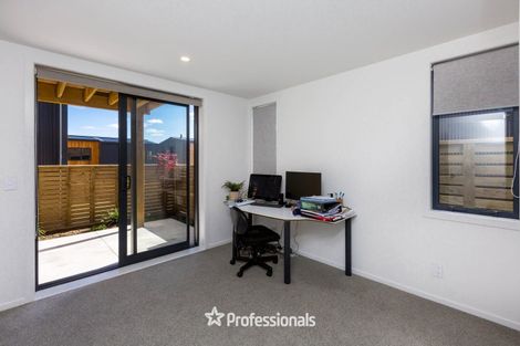 Photo of property in 31/33 Raukawa Street, Stokes Valley, Lower Hutt, 5019