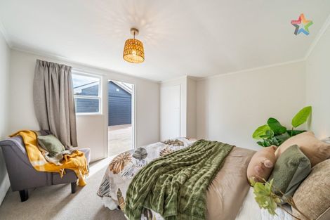 Photo of property in 1 Davis Crescent, Elderslea, Upper Hutt, 5018