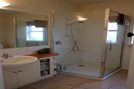 Photo of property in 287 Marine Parade, Napier South, Napier, 4110