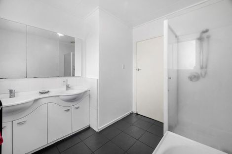 Photo of property in 10 Helena Place, Sunnybrook, Rotorua, 3015