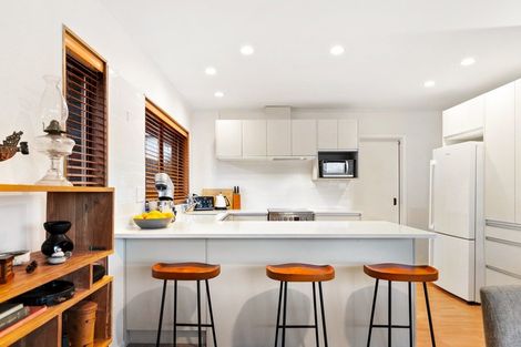 Photo of property in 1/67 Seaview Road, Castor Bay, Auckland, 0620