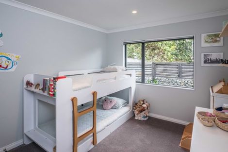 Photo of property in 17b Huia Street, Waikanae, 5036
