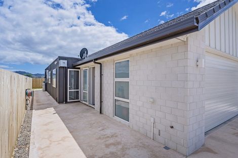 Photo of property in 5 Onerere Drive, Whitianga, 3510