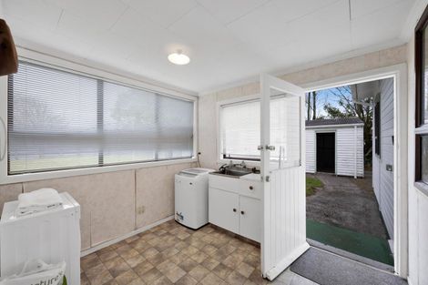 Photo of property in 11 Denmark Terrace, Midhirst, Stratford, 4394