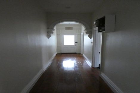 Photo of property in 10 Defoe Place, Waltham, Christchurch, 8023