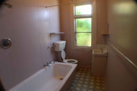 Photo of property in 40 Moana Crescent, Musselburgh, Dunedin, 9013