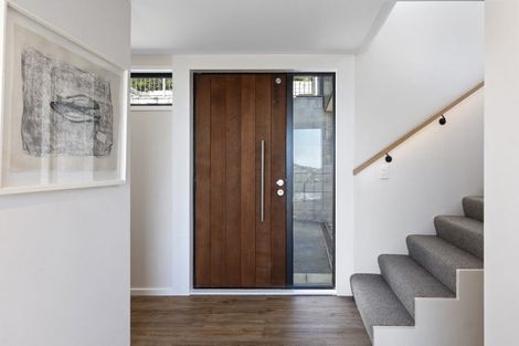 Photo of property in 105b Moncks Spur Road, Redcliffs, Christchurch, 8081