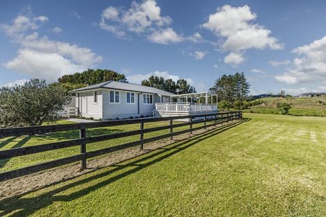 Photo of property in 859 Kaipara Coast Highway, Kaukapakapa, 0873