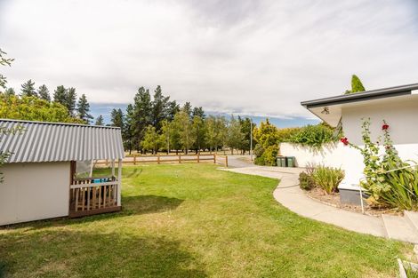 Photo of property in 72 Neplusultra Street, Cromwell, 9310